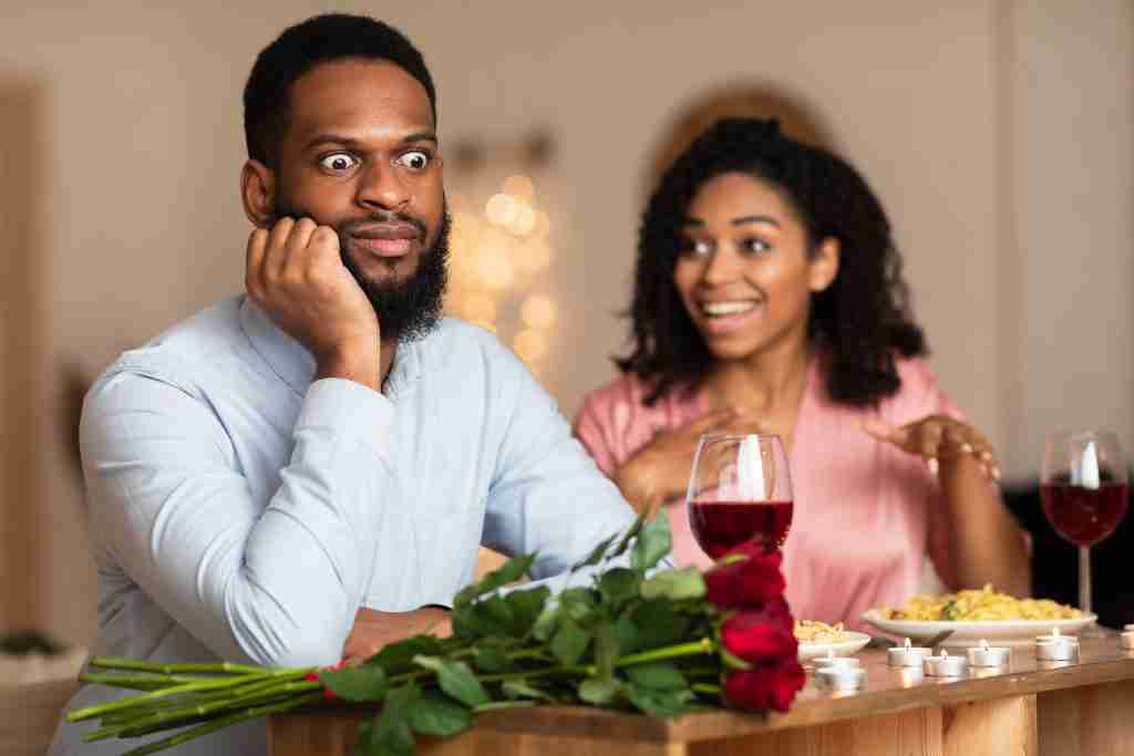 black couple on unsuccessful blind date in restaur 2022 12 16 07 14 36 utc